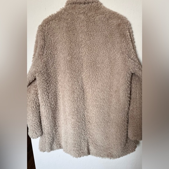 COPY - Kenneth Cole XL teddy coat - Picture 5 of 5